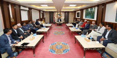 सिंदरवारमा ९ दलीय गठबन्धनको कार्यदलको बैठक सुरु